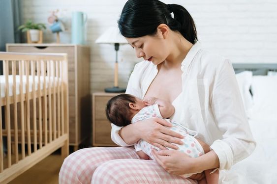 Tylenol While Breastfeeding: Nursing Mothers Need To Know